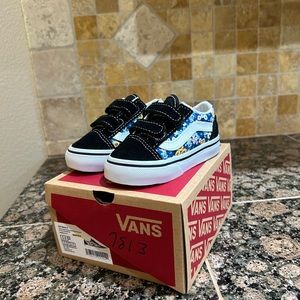VANS BABY GIRL SIZE 5 BLACK FLORAL